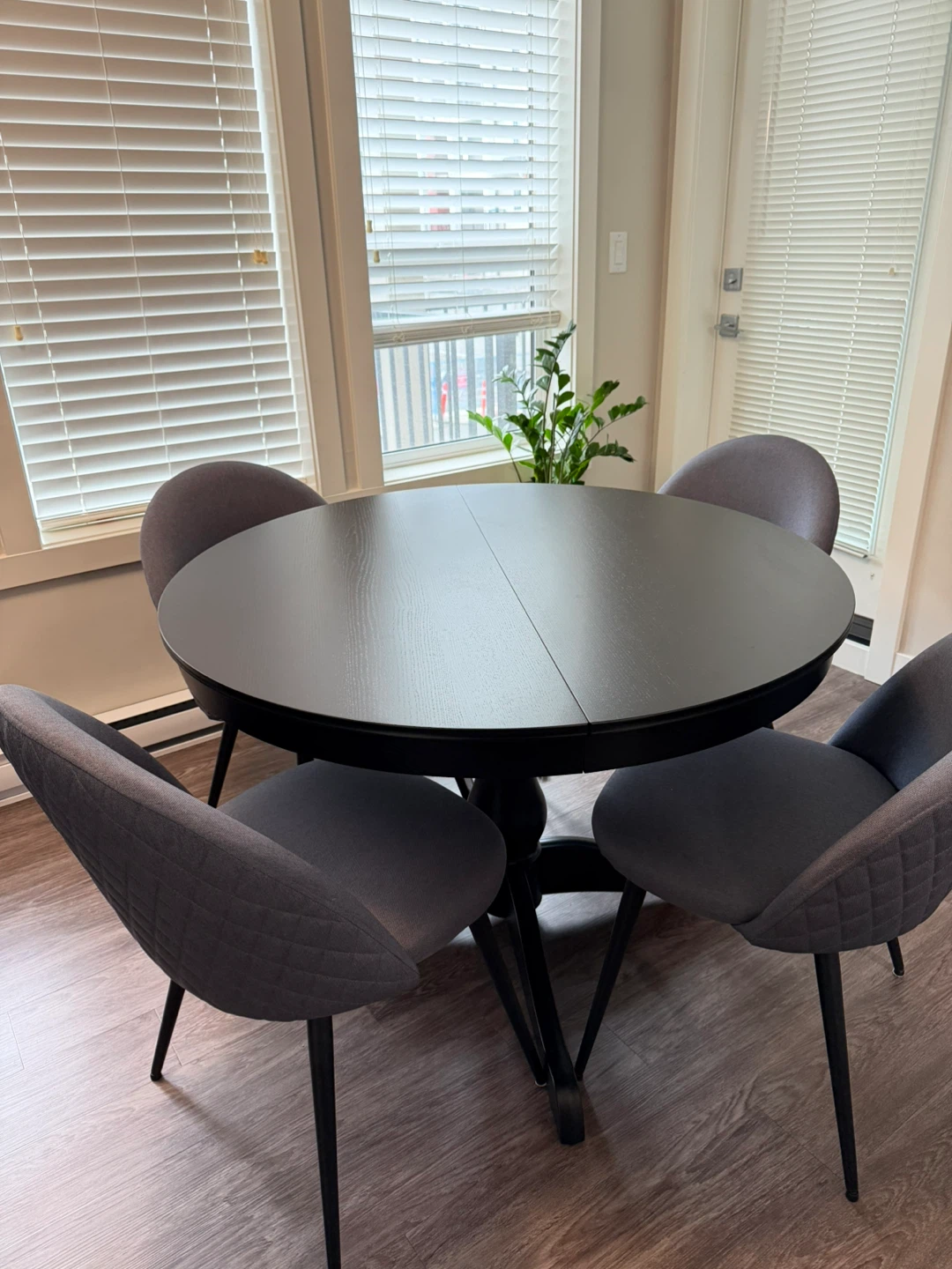 Dining set