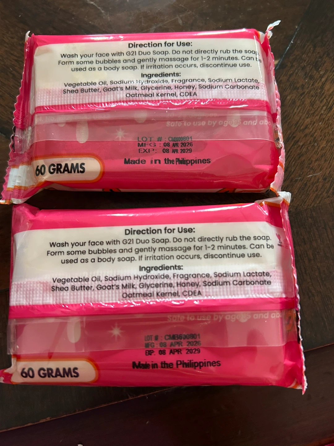 Two G21 Kojic Papaya Honey Oatmeal Soaps - photo 2