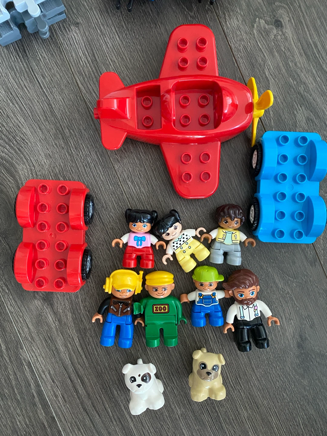 LEGO DUPLO Train Set and Assorted Accessories - photo 4