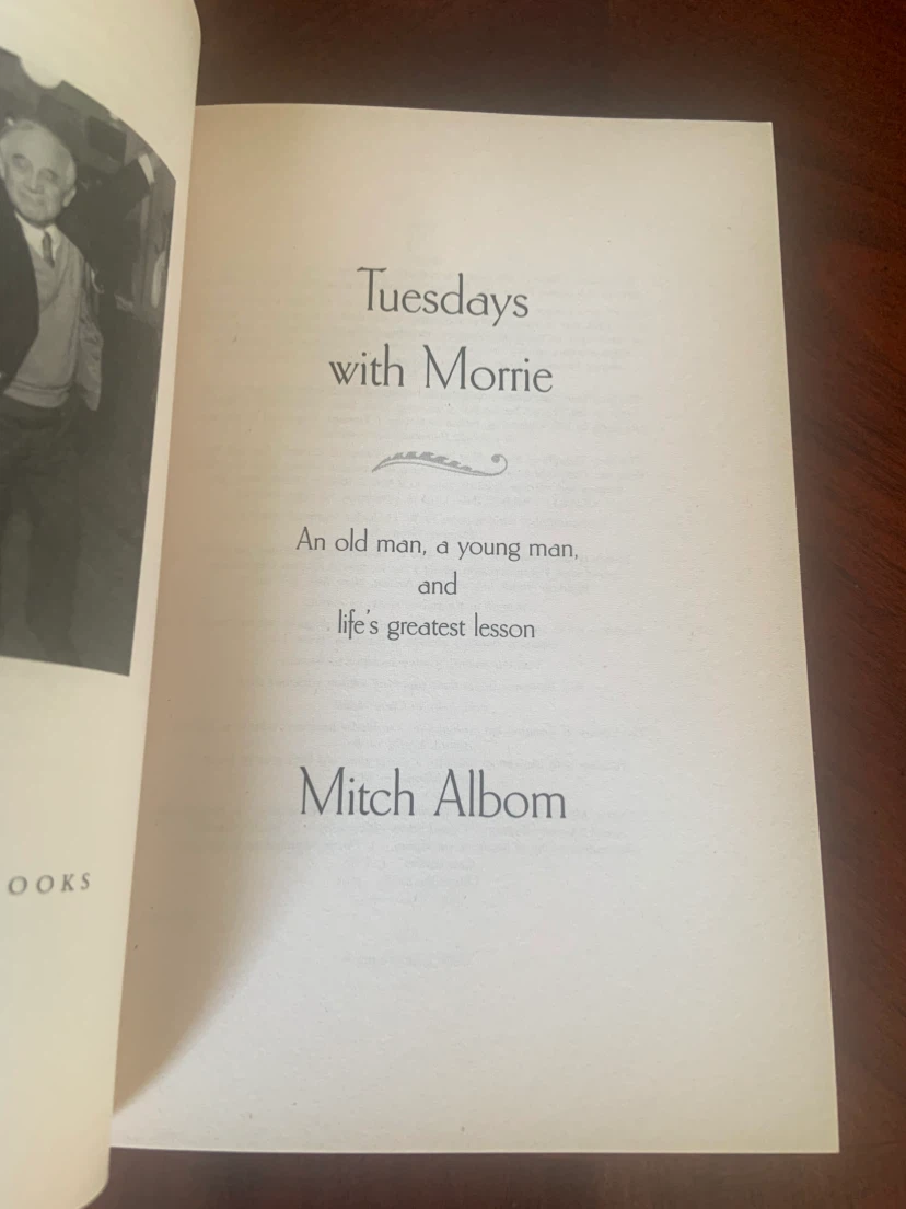 Tuesdays with Morrie by Mitch Albom - photo 4
