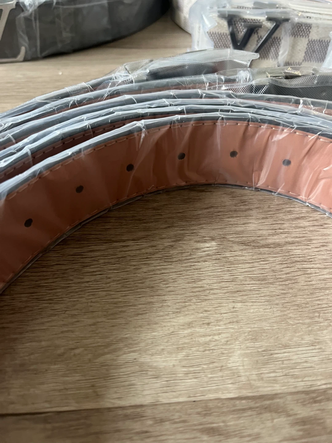 Louis Vuitton belts - photo 3