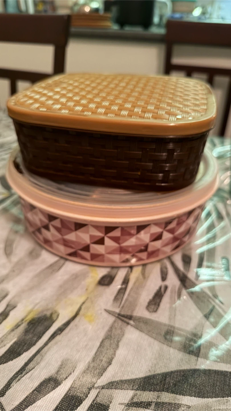 Kitchen Starter Lot — Plates, Bowls, Pots, Cutlery & More - photo 4