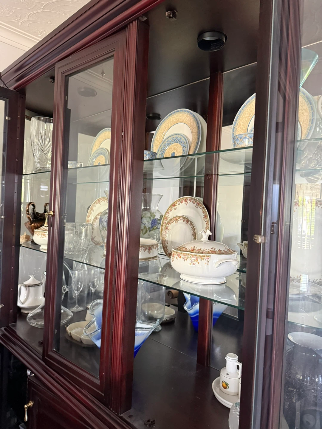 Large Wooden Display Cabinet hutch - photo 2