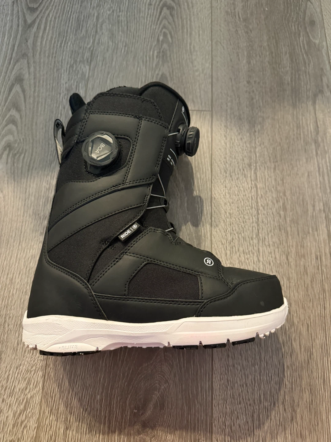 Women’s Size 7.5- Ride Synth Snowboard Boots - photo 2