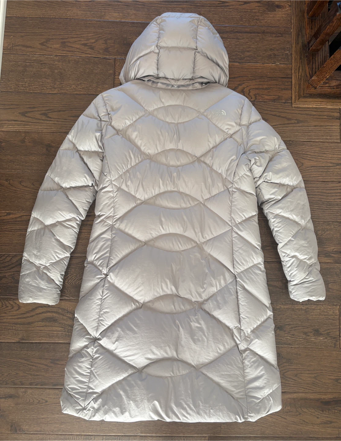 The North Face Miss Metro Silver Down Puffer Coat Women’s Large - photo 3