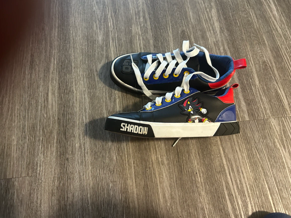 Sonic the Hedgehog Shadow Sneakers Size 4