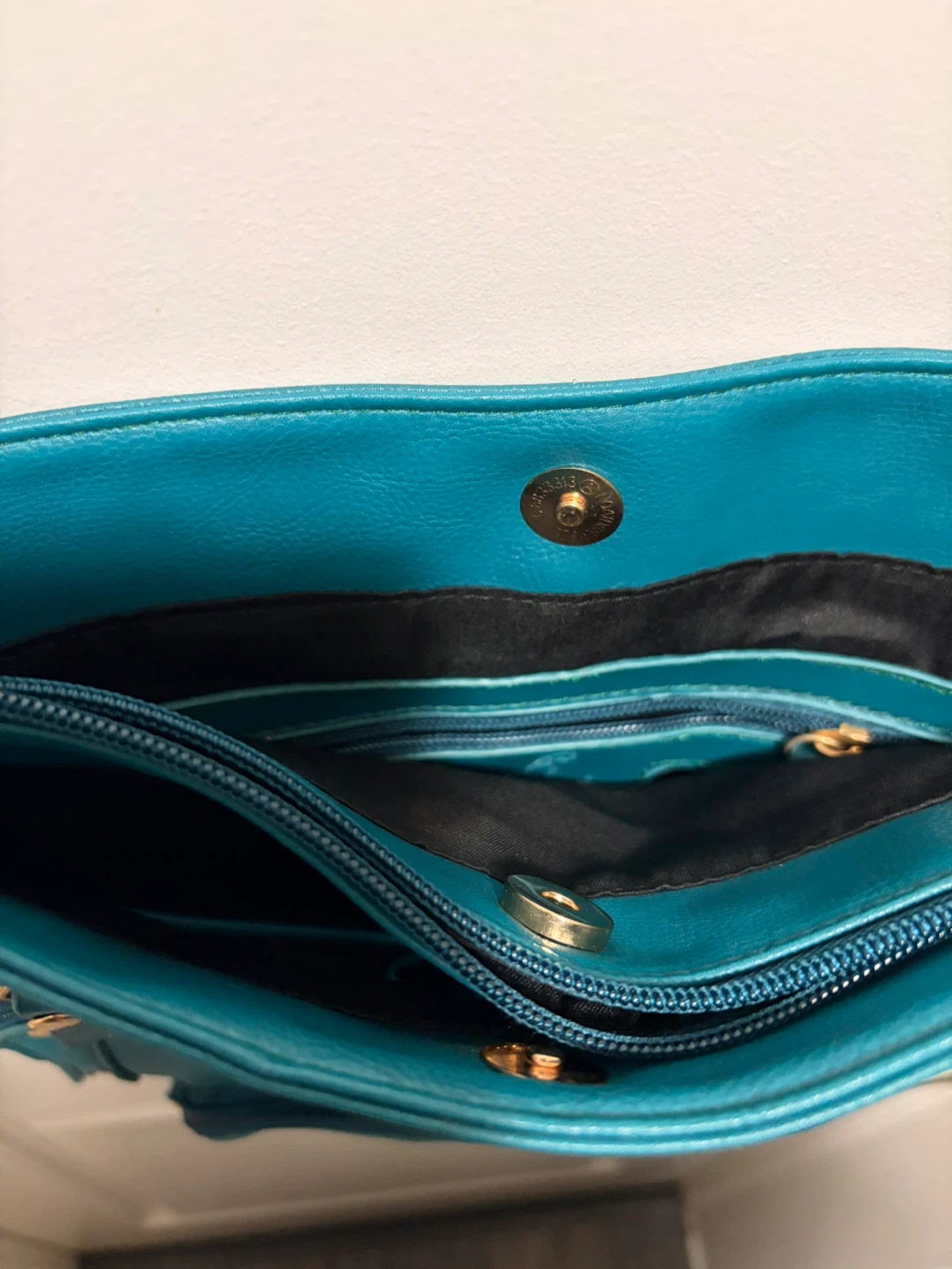 Luxanne Teal Crossbody Bag - photo 3