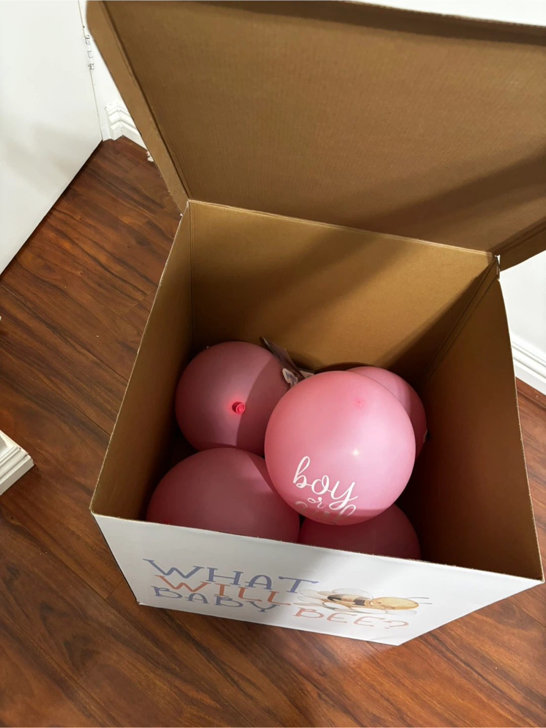 Baby Bee Gender Reveal Box with Balloons - photo 5