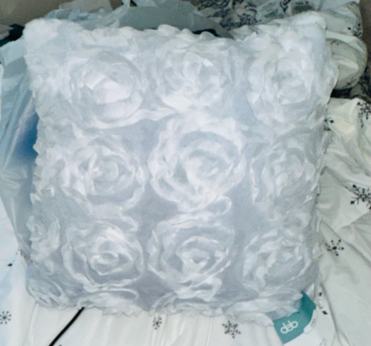Two Deb Eina decorative cushions - photo 3