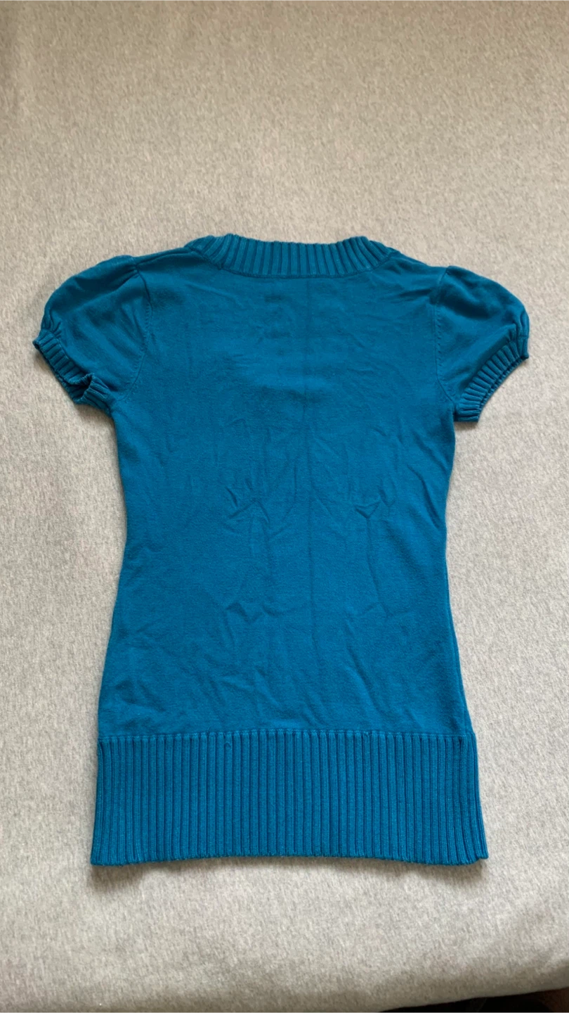 Teal short-sleeve knit top - unsure of size - photo 2