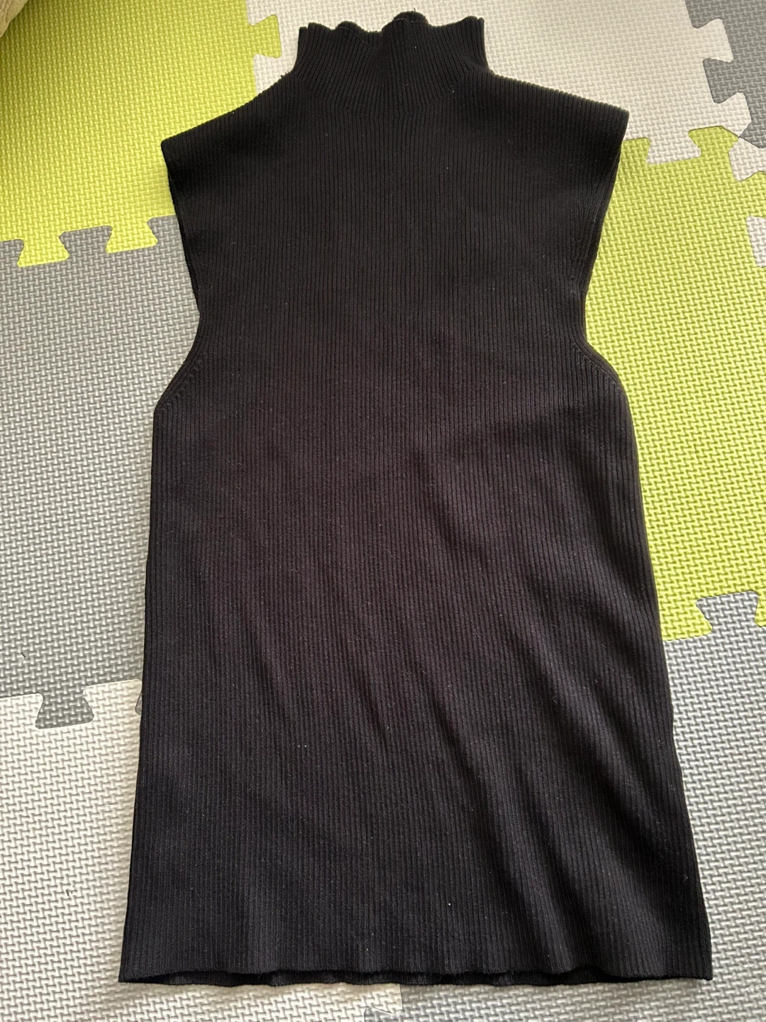 Suzy Shier Pure Black Mock Neck Tank
