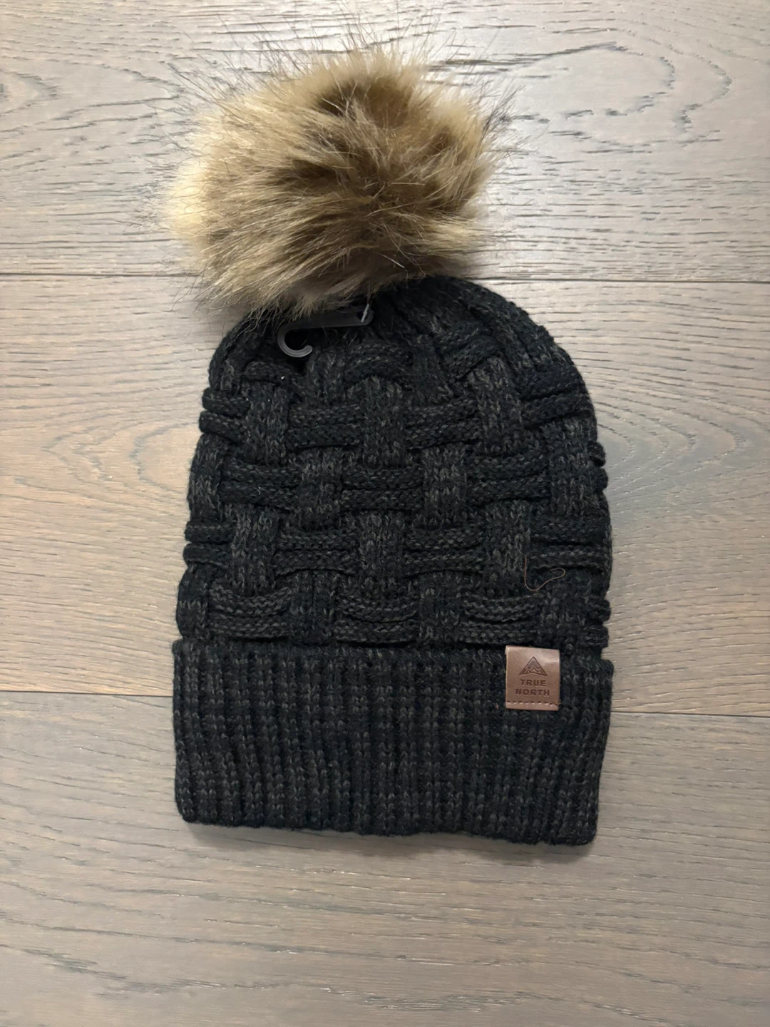 True North ladies black winter hat NWT
