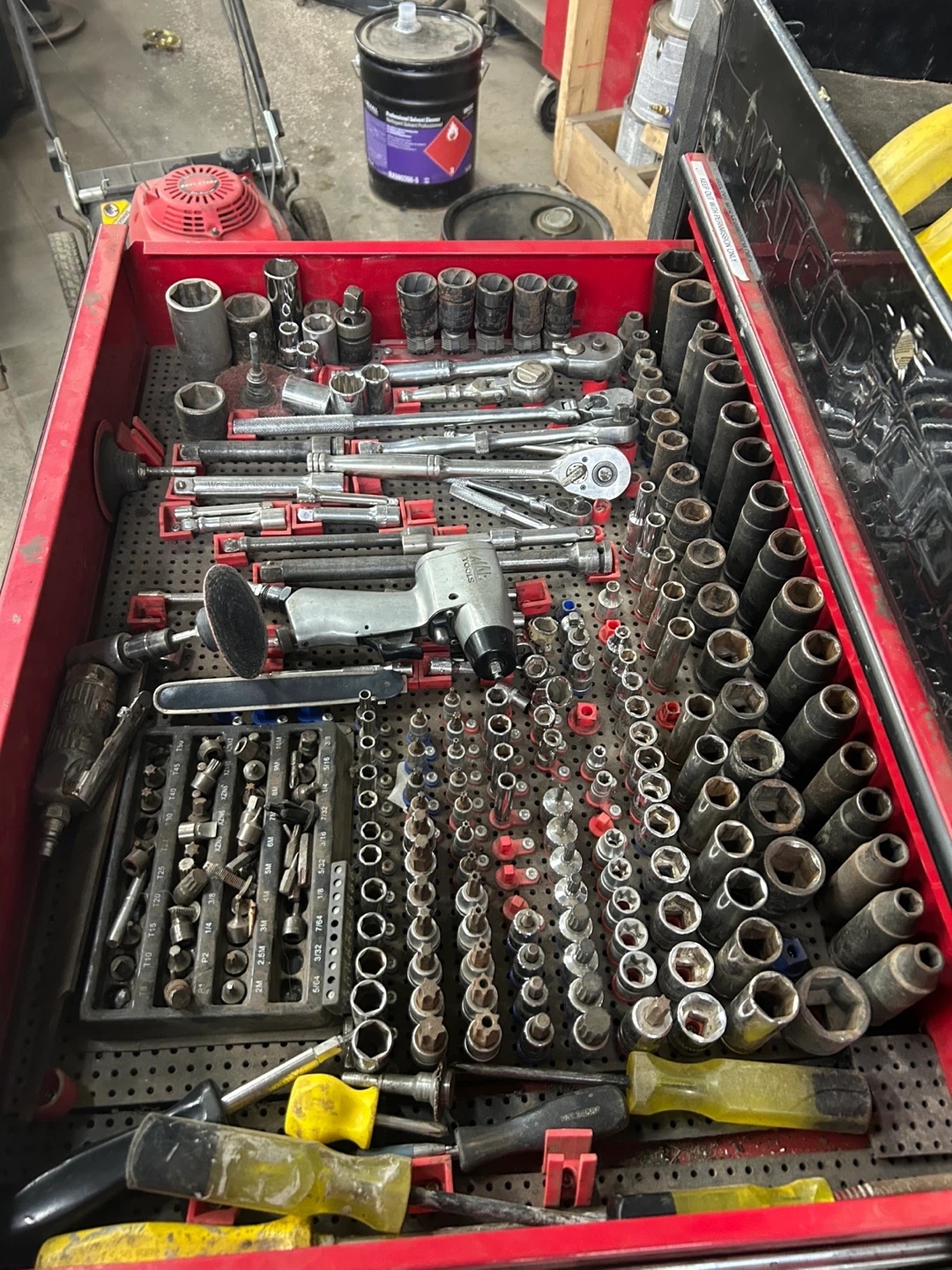 Body mans tools and chest - photo 5