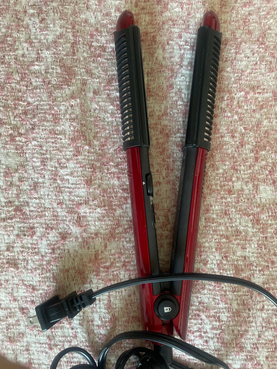 Revlon Hair Straightener - photo 2