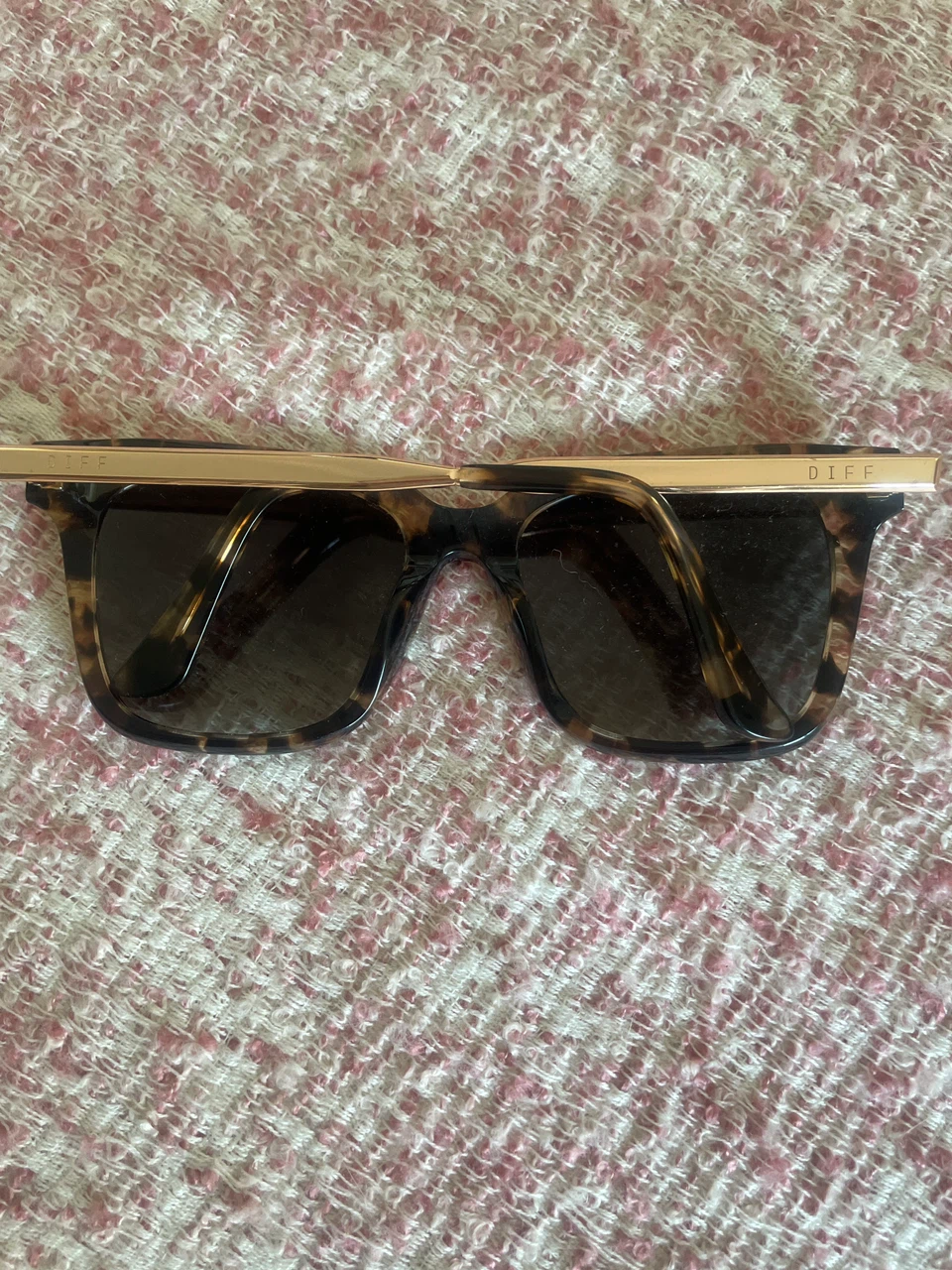 DIFF Tortoise Shell Sunglasses - photo 2