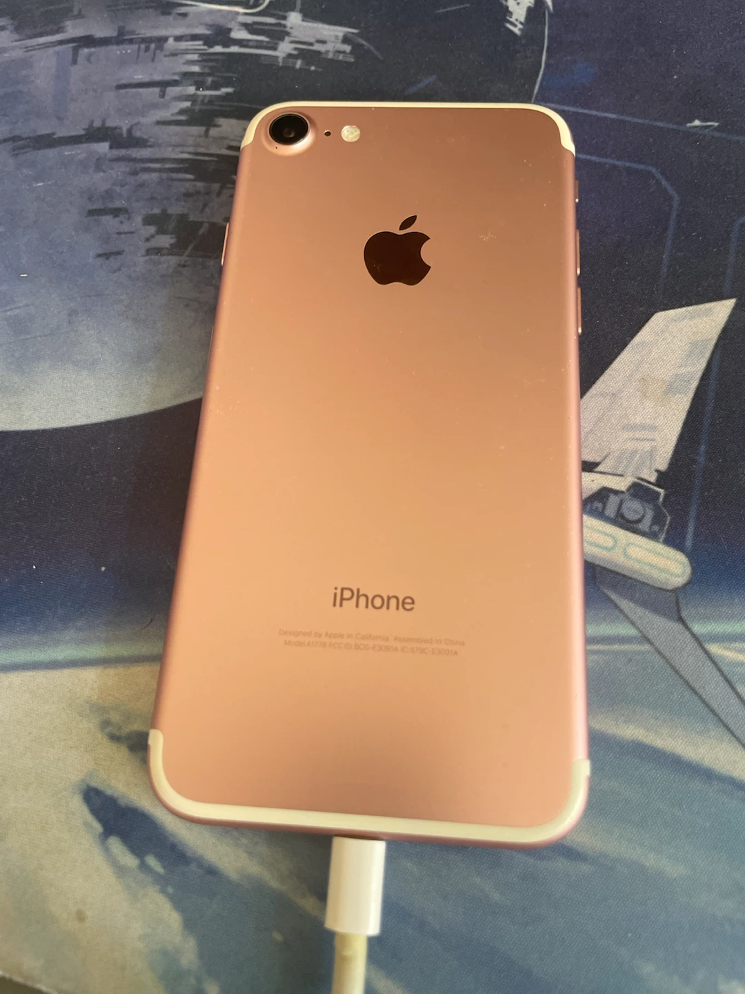Apple iPhone 7 Rose Gold - photo 2