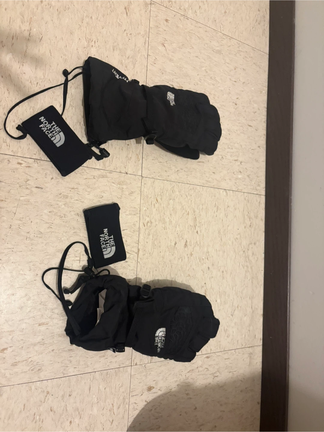 The North Face HyVent Ski Gloves