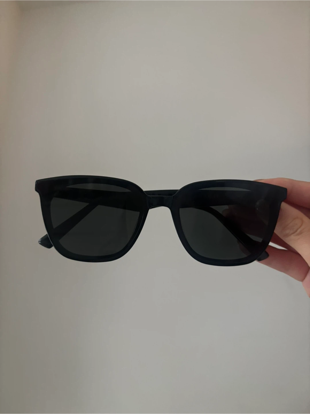 Gentle Monster Sunglasses - photo 2