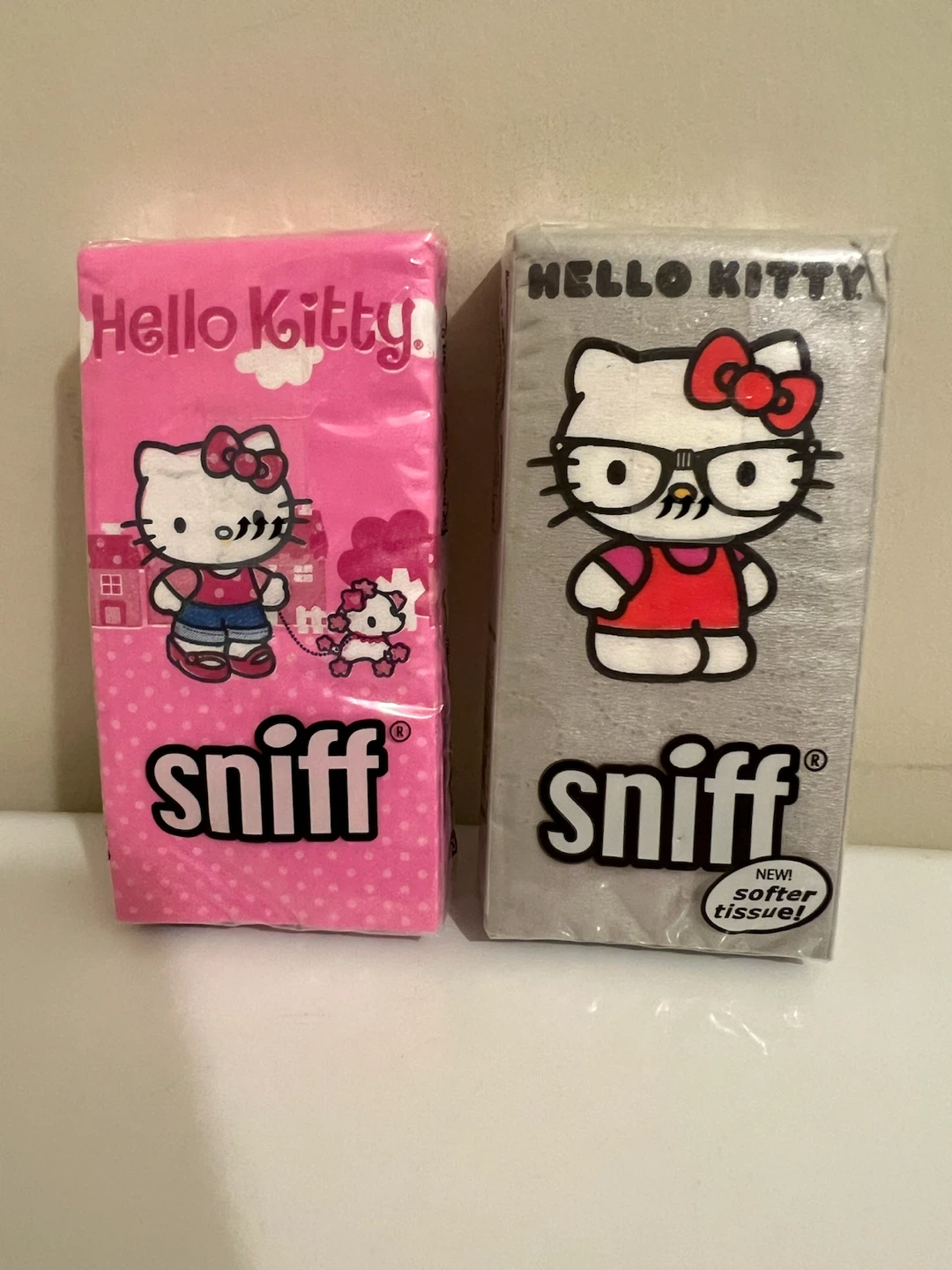 Hello Kitty Sniff Pocket Tissues