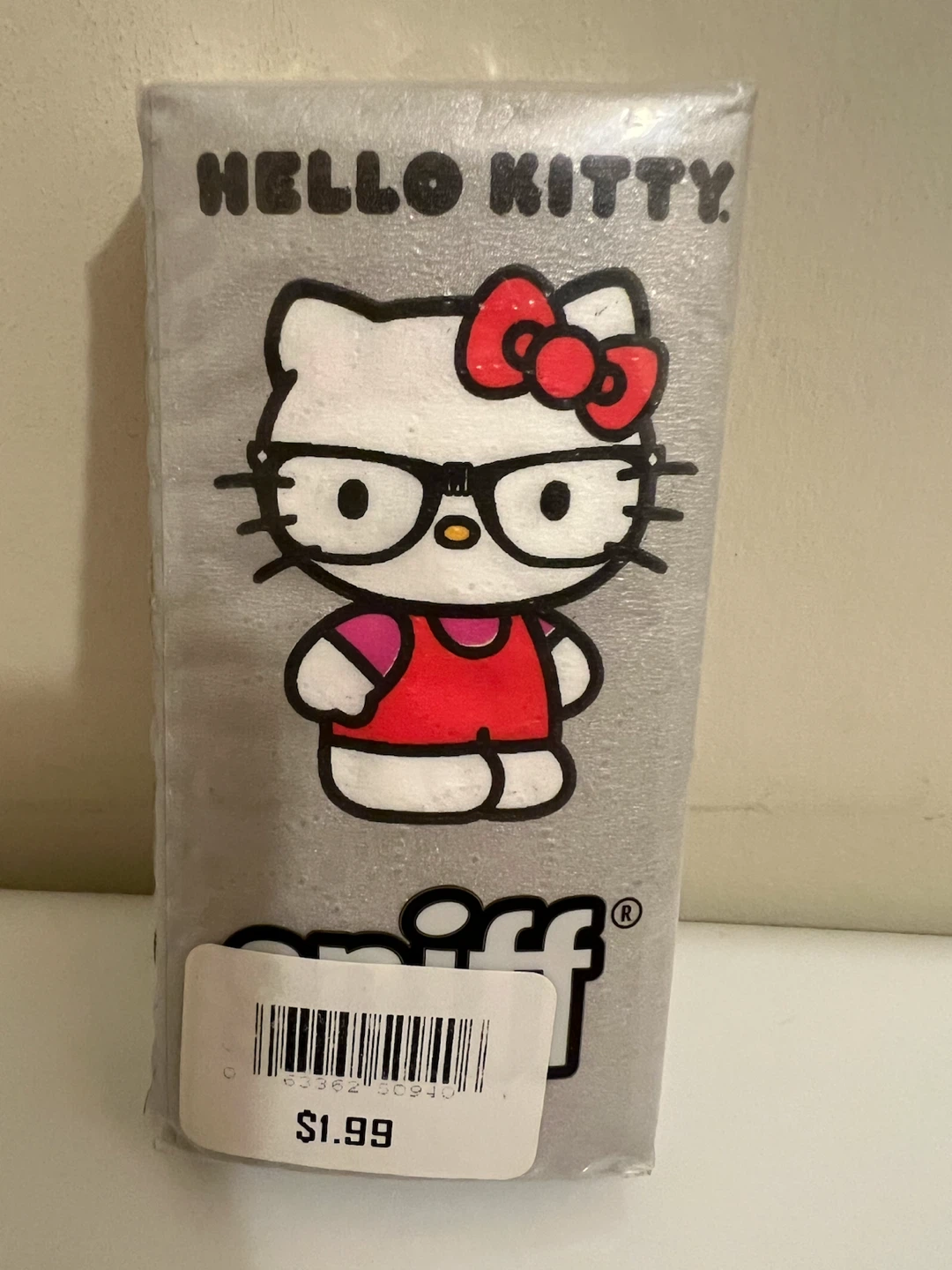Hello Kitty Sniff Pocket Tissues - photo 4