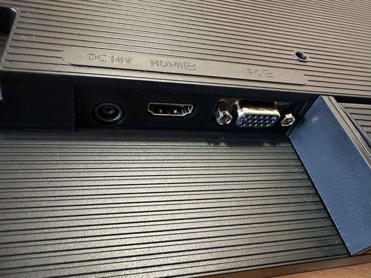 Samsung 24-inch LED Computer Monitor - photo 5