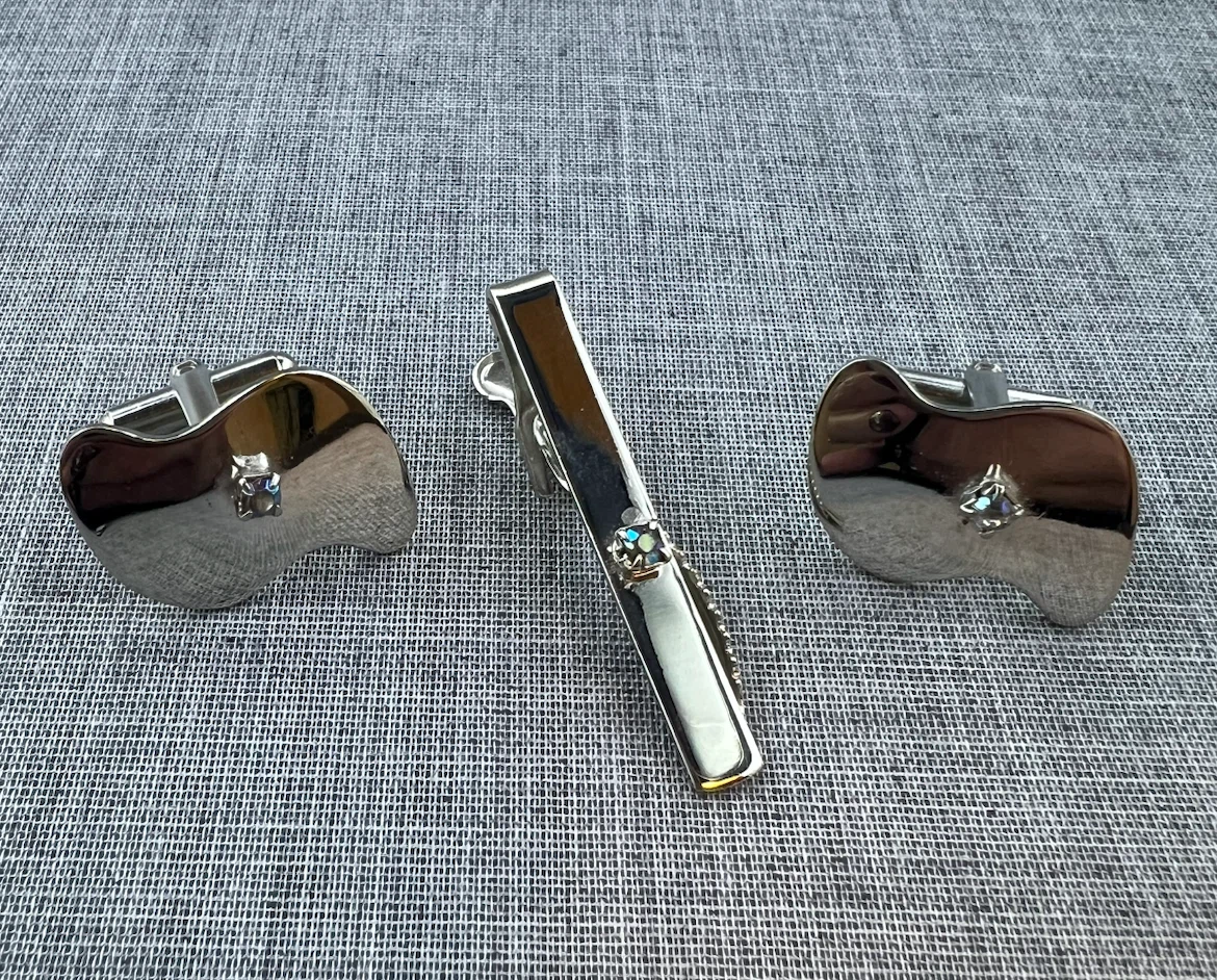 Vintage Aurora Borealis Cufflinks Set