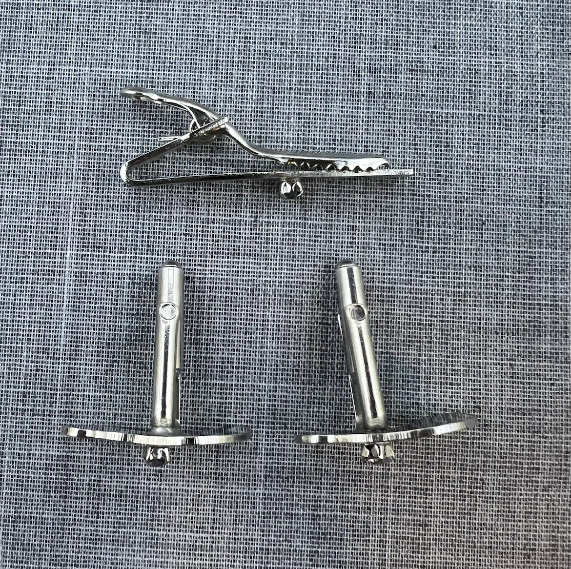 Vintage Aurora Borealis Cufflinks Set - photo 3