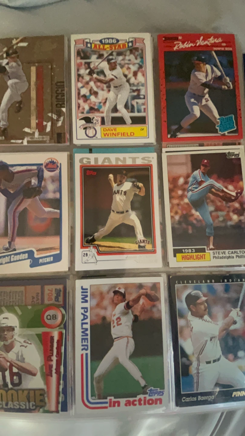 Assorted Vintage MLB Baseball Cards