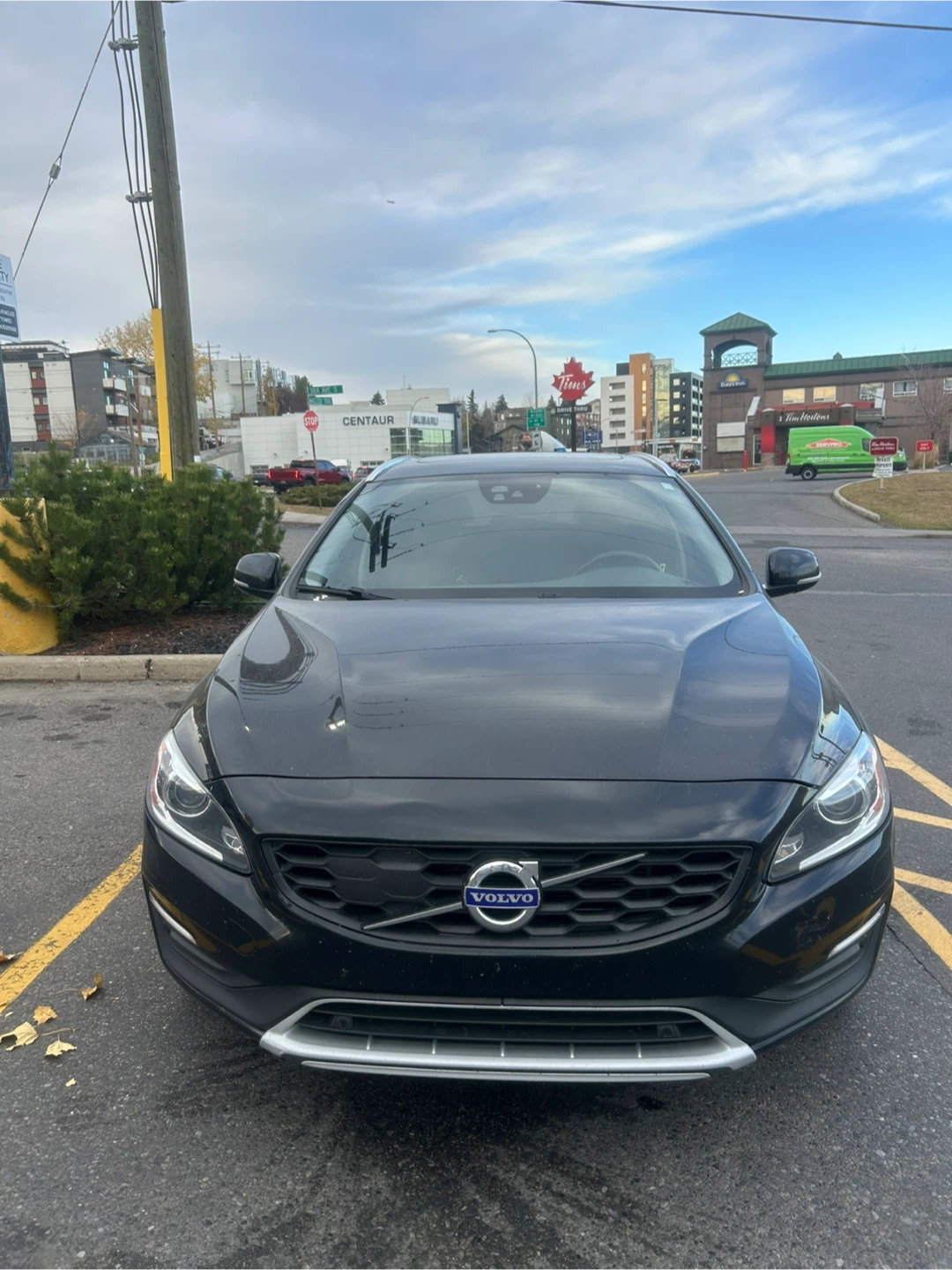 Black Volvo V60 Cross Country - photo 3