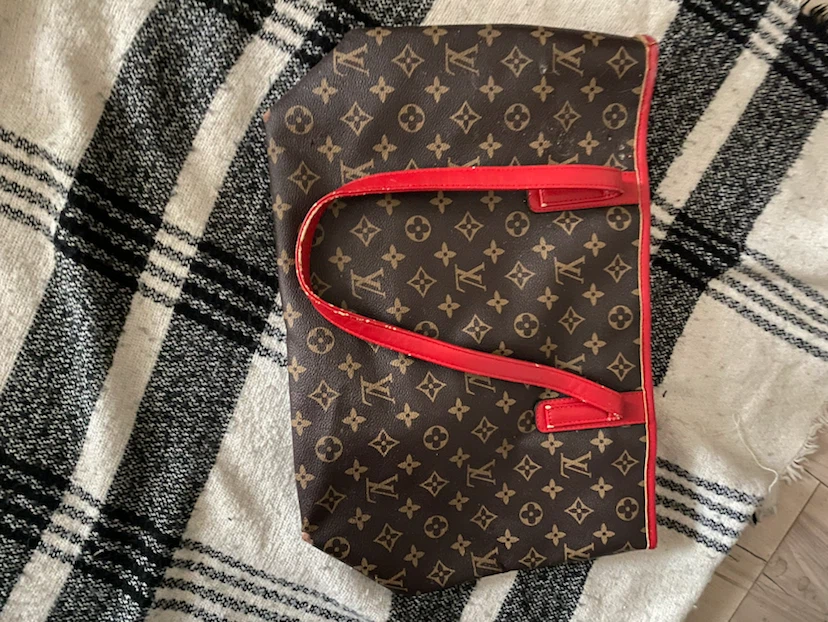 Louis Vuitton Monogram Tote Bag - photo 3