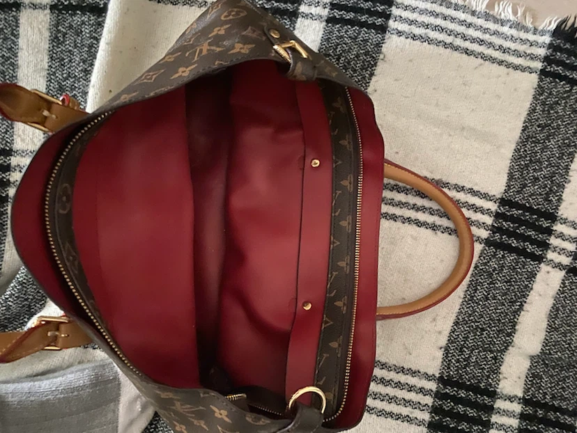 Louis Vuitton Monogram Handbag - photo 2