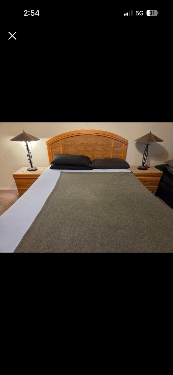 6 piece Oak bedroom set - photo 2