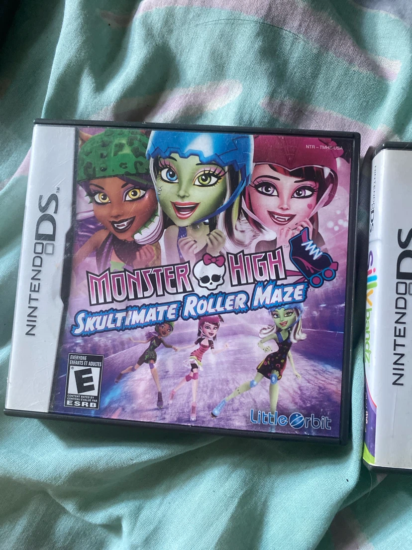 Monster High Roller Maze and Silly Bandz Nintendo DS Games - photo 2