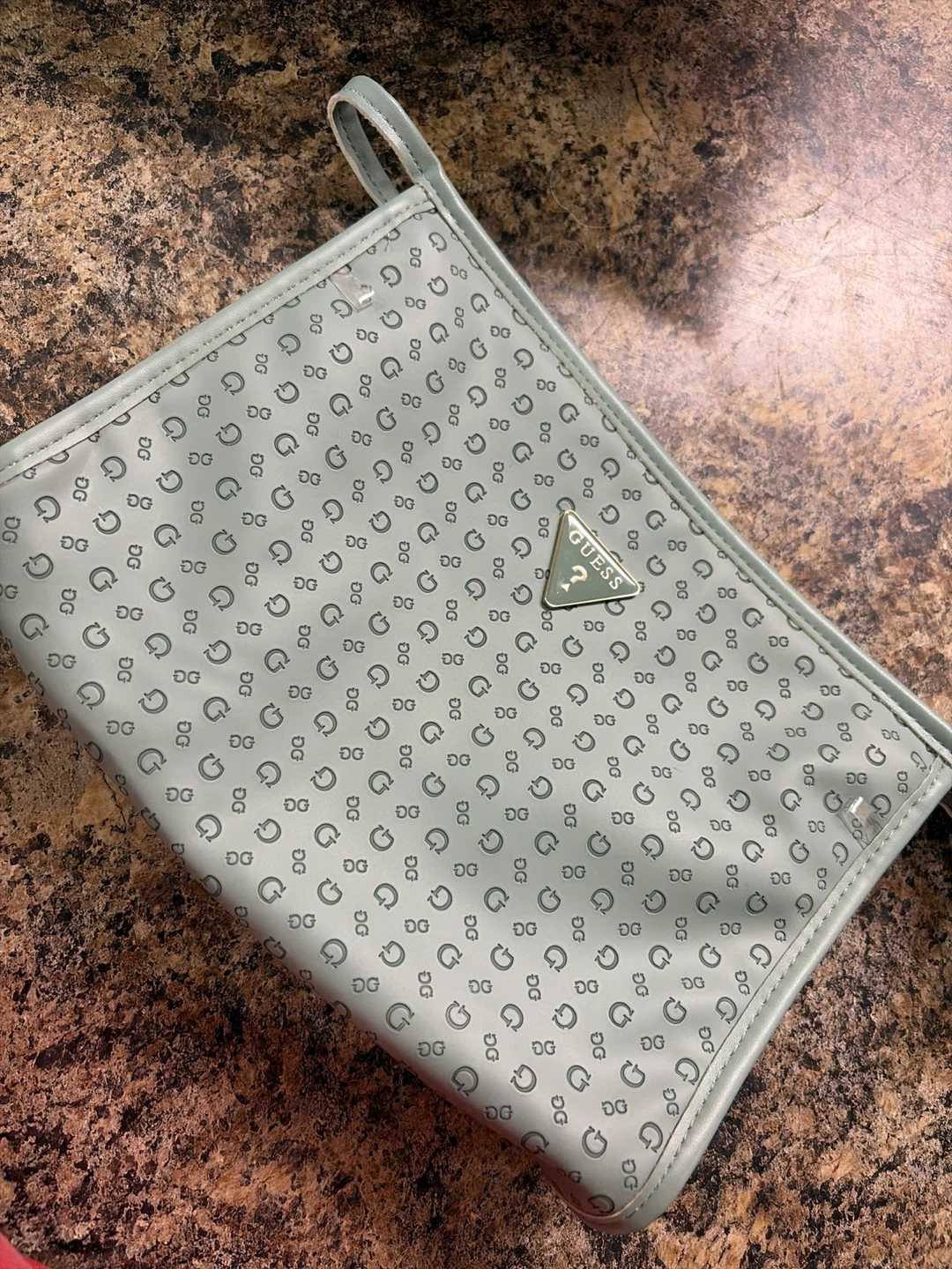 Guess Clutch Pouch