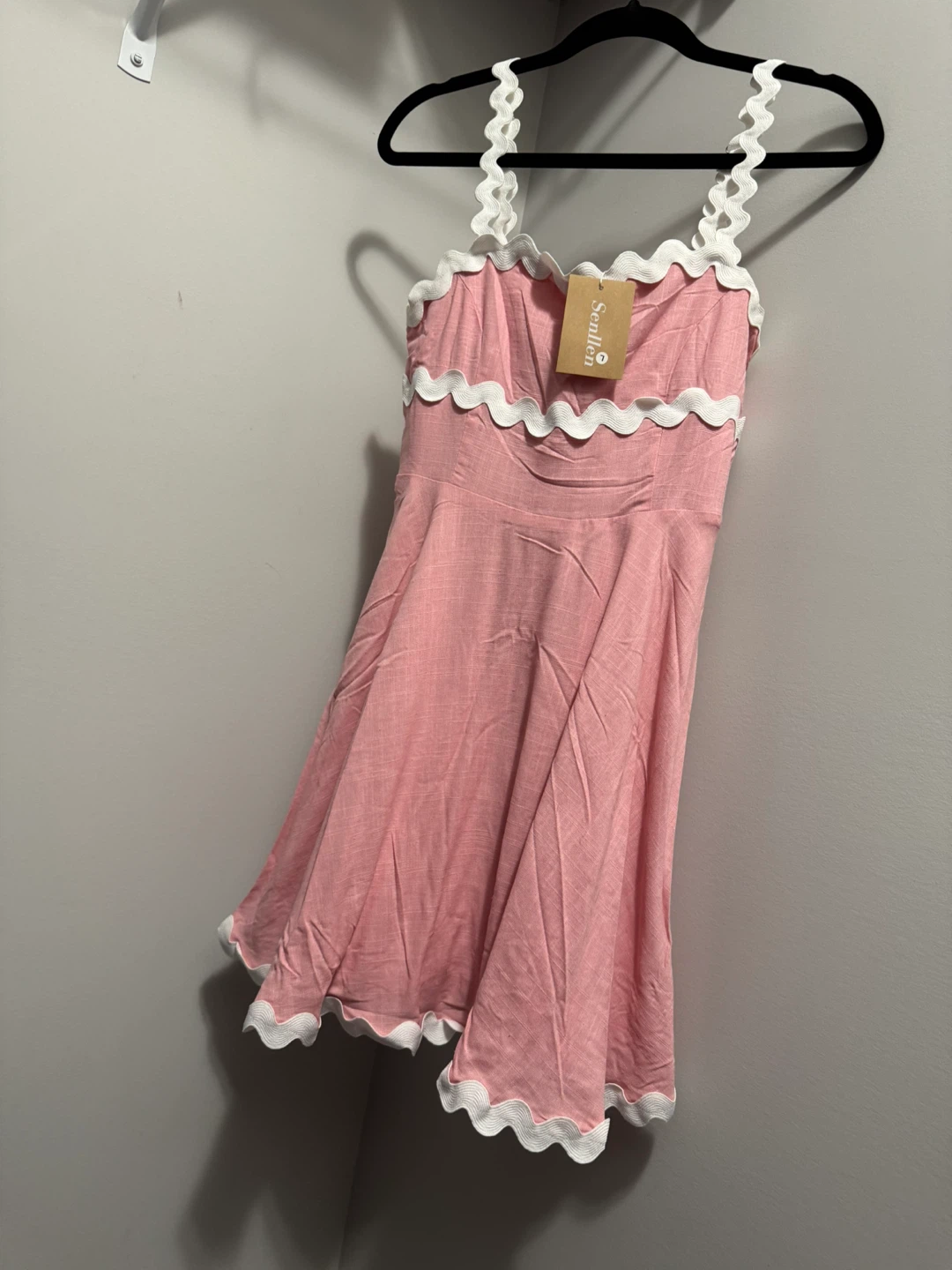 Pink and White Scalloped Dress - photo 4