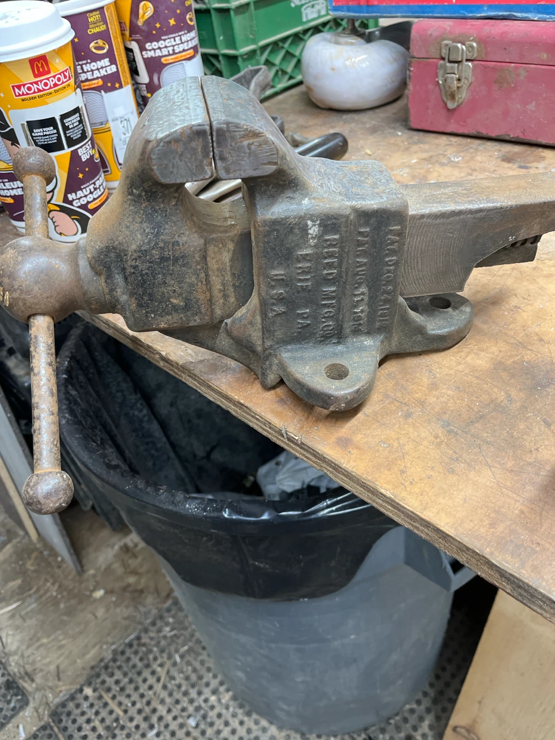 Vintage Reed Manufacturing Bench Vise