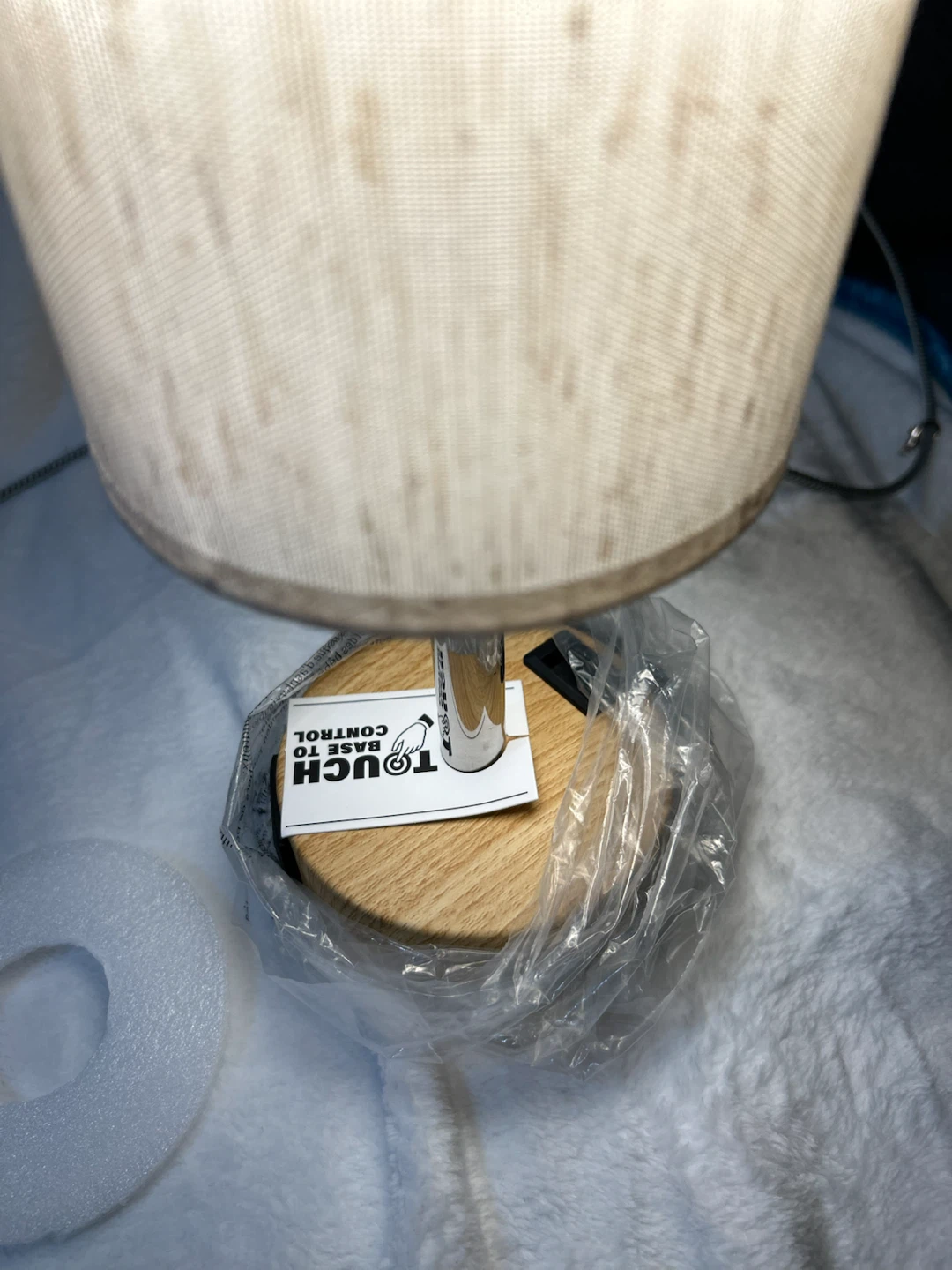 New-3-in-1 Charging Station Table Lamp - photo 2