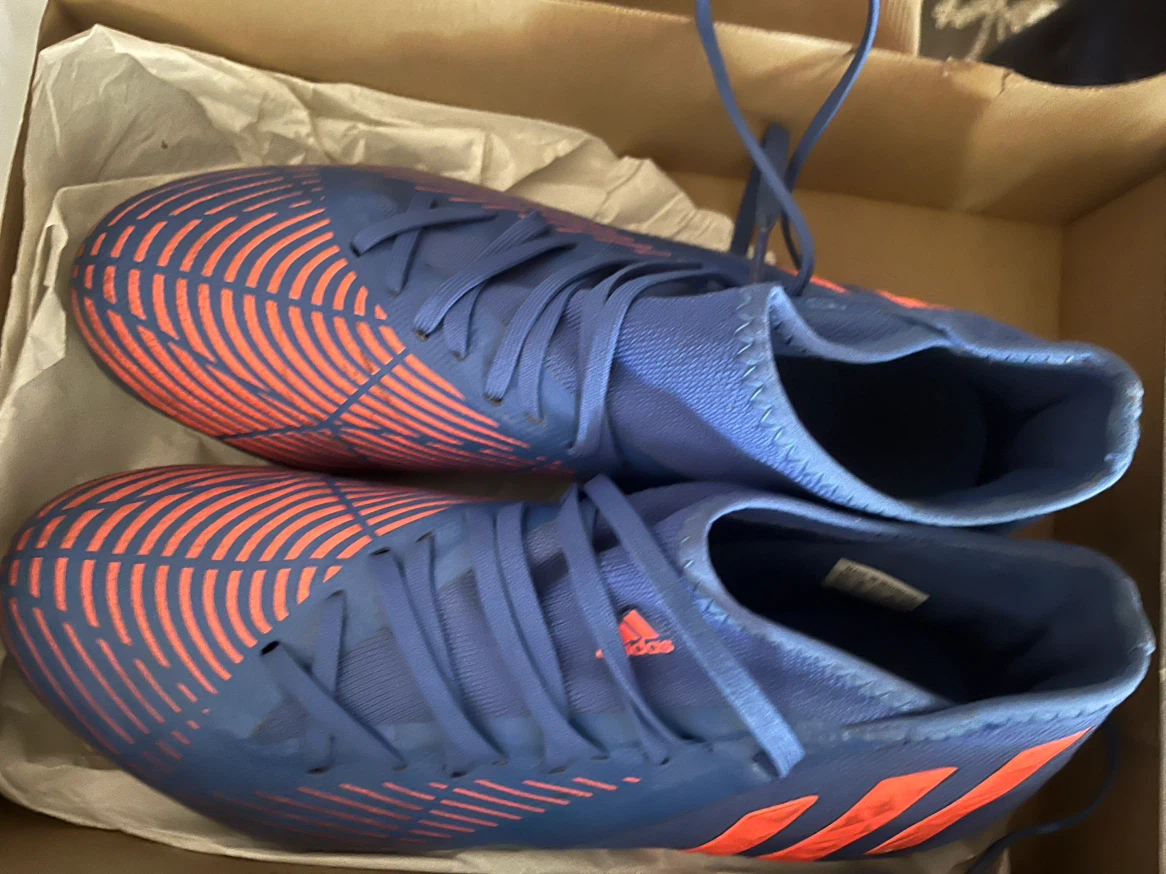 Adidas Predator Soccer Cleats-mens 9.5