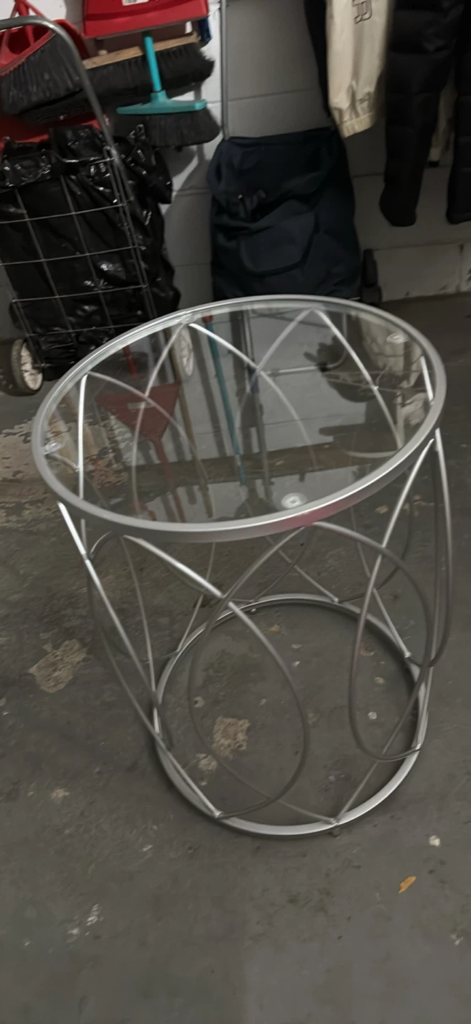 Side table - photo 2