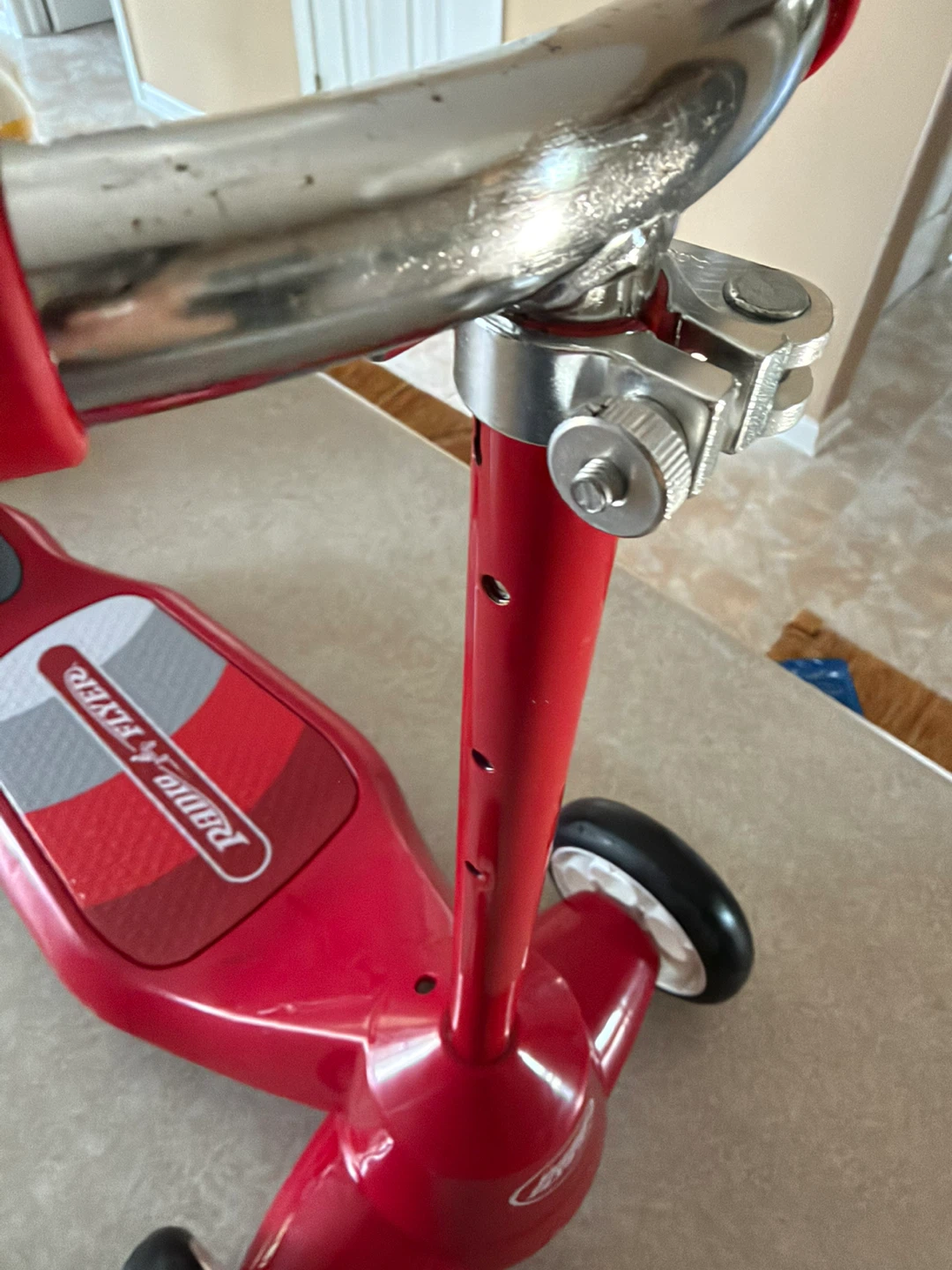 Radio Flyer Kids 3-Wheel Scooter - photo 3