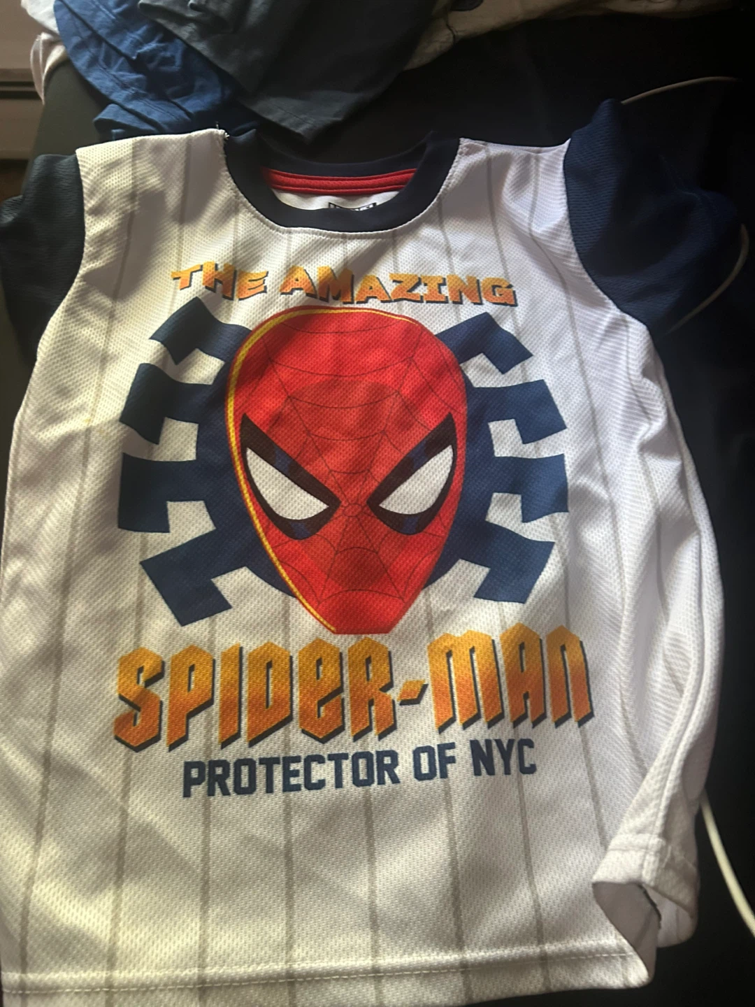 Set of 3 Kids Character Shirts size 6 - photo 3