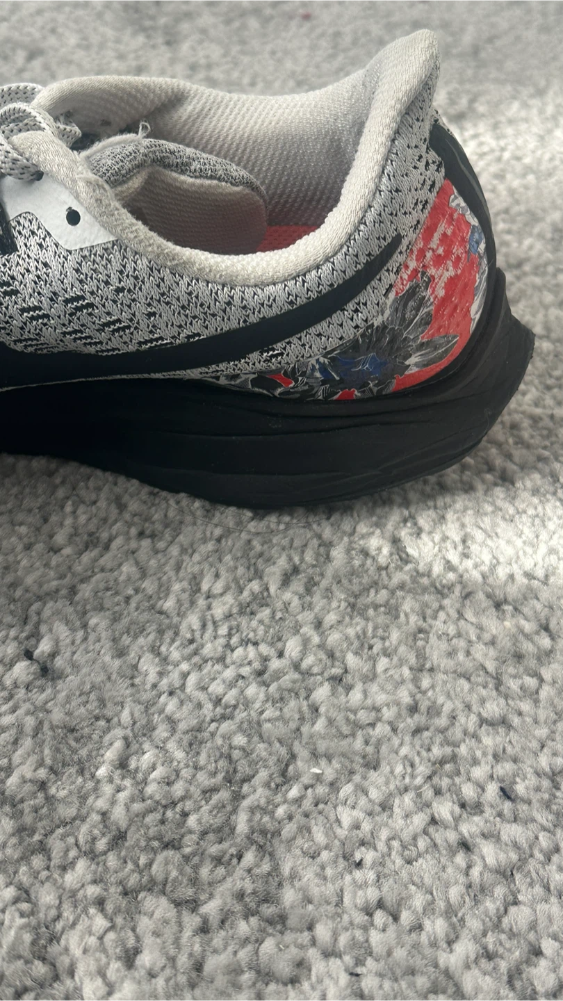 (used) Nike women sneakers size 8 #freecycle - photo 5