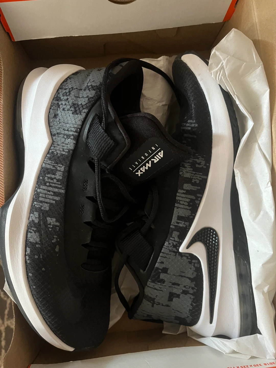 NEW Nike Air Max Infuriate mens size 9