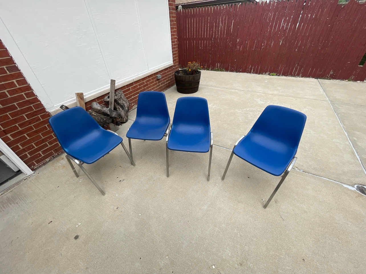 Set of 4 Blue Plastic Stackable Chairs