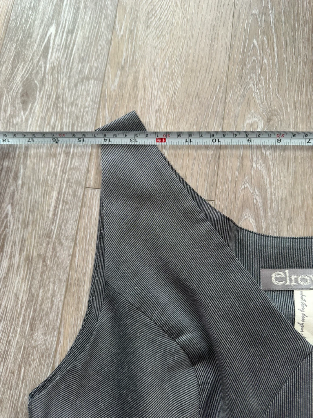elroy grey pinstripe sleeveless dress - photo 3