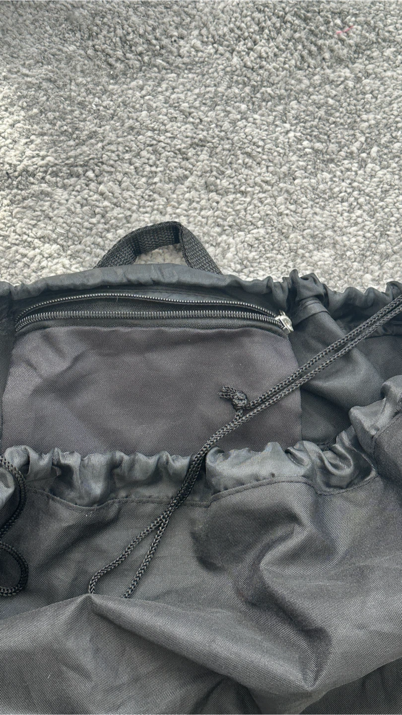 (used) black laundry backpack #freecycle - photo 4