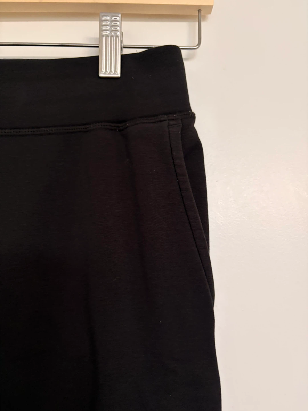 Uniqlo Black Wide-Leg Sweatpants XS - photo 2
