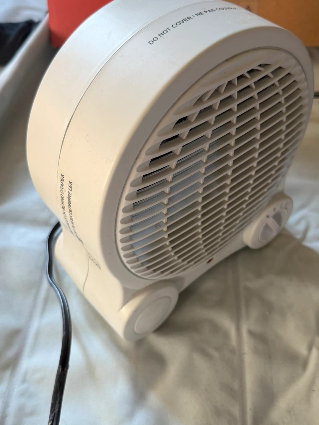 Compact Electric Personal Space Heater - photo 2