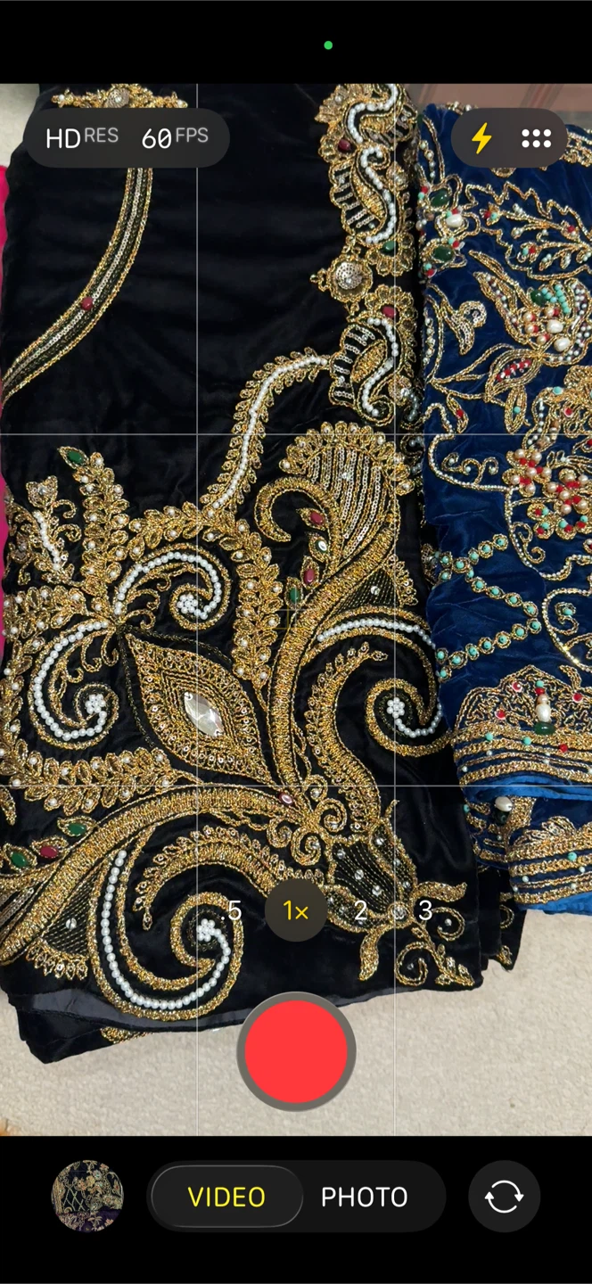 Handmade Velvet Embroidered Shawl - photo 4