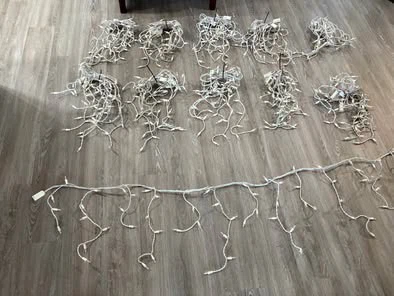 70-light strand of white LED ‘icycle’ Outdoor Christmas lights - photo 2